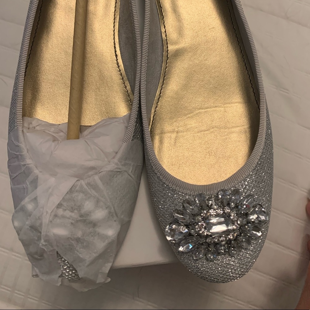 Badgley Mischka silver embellished ballet flats ~ never worn